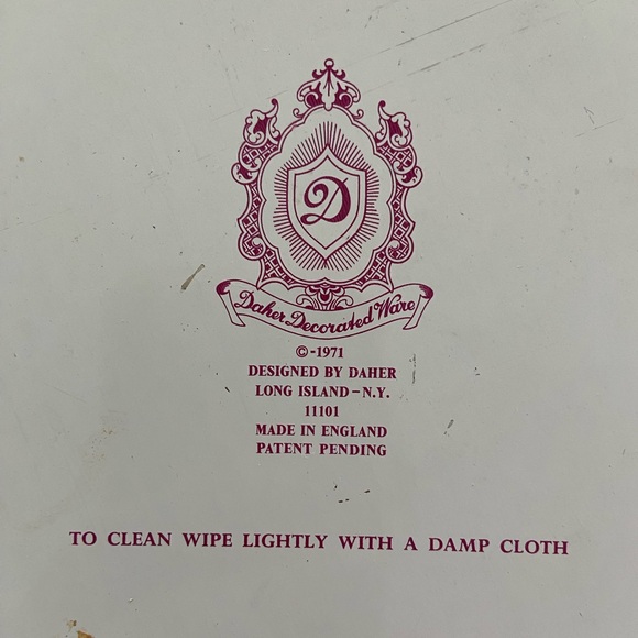 DAHER Decorated Ware Tin Shallow Bowl Intricate Detail Colorful England 1971 - Picture 6 of 8